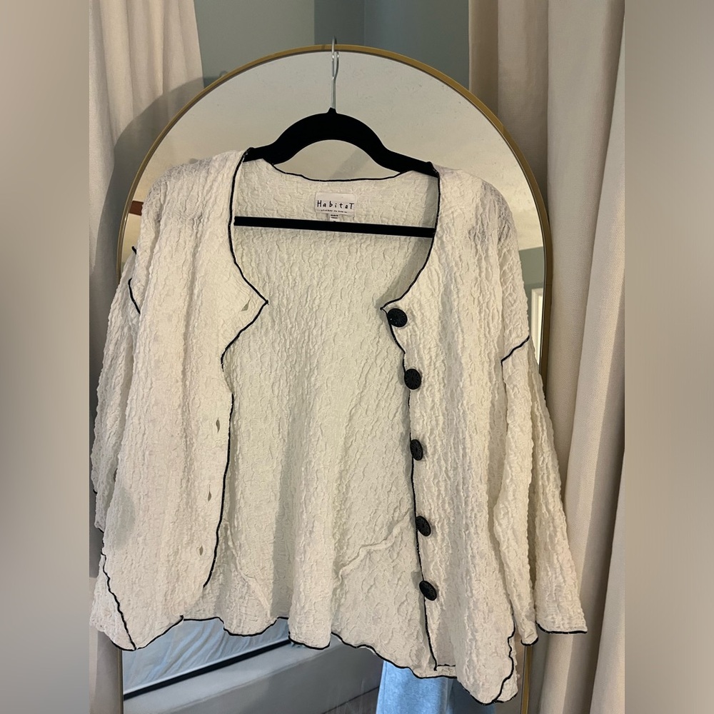 White loose vintage cardigan blouse